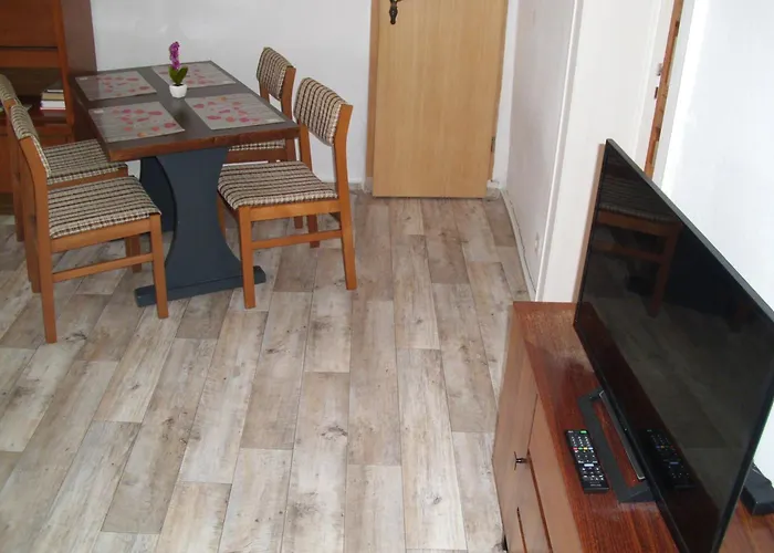 Apartman Ferienwohnung *