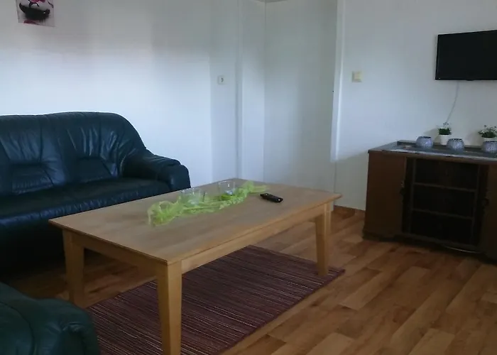 Apartman Ferienwohnung *